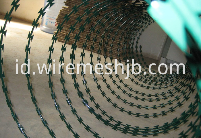 razor wire BTO 22